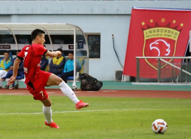 开云app官网-武磊5球1助登顶射手榜 本赛季已为海港抢下10分